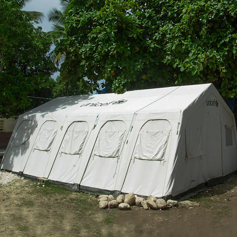Tenda Huggy ignifuga multiuso standard UNICEF da 42 m²