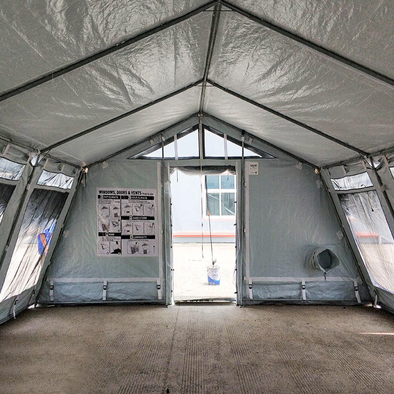 Tenda hub multiuso standard UNICEF da 42 m² con copertura parasole integrata/rimovibile