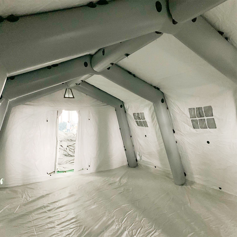 Tenda gonfiabile multiuso a schieramento medio rapido a bassa pressione da 5,6x7,55 m